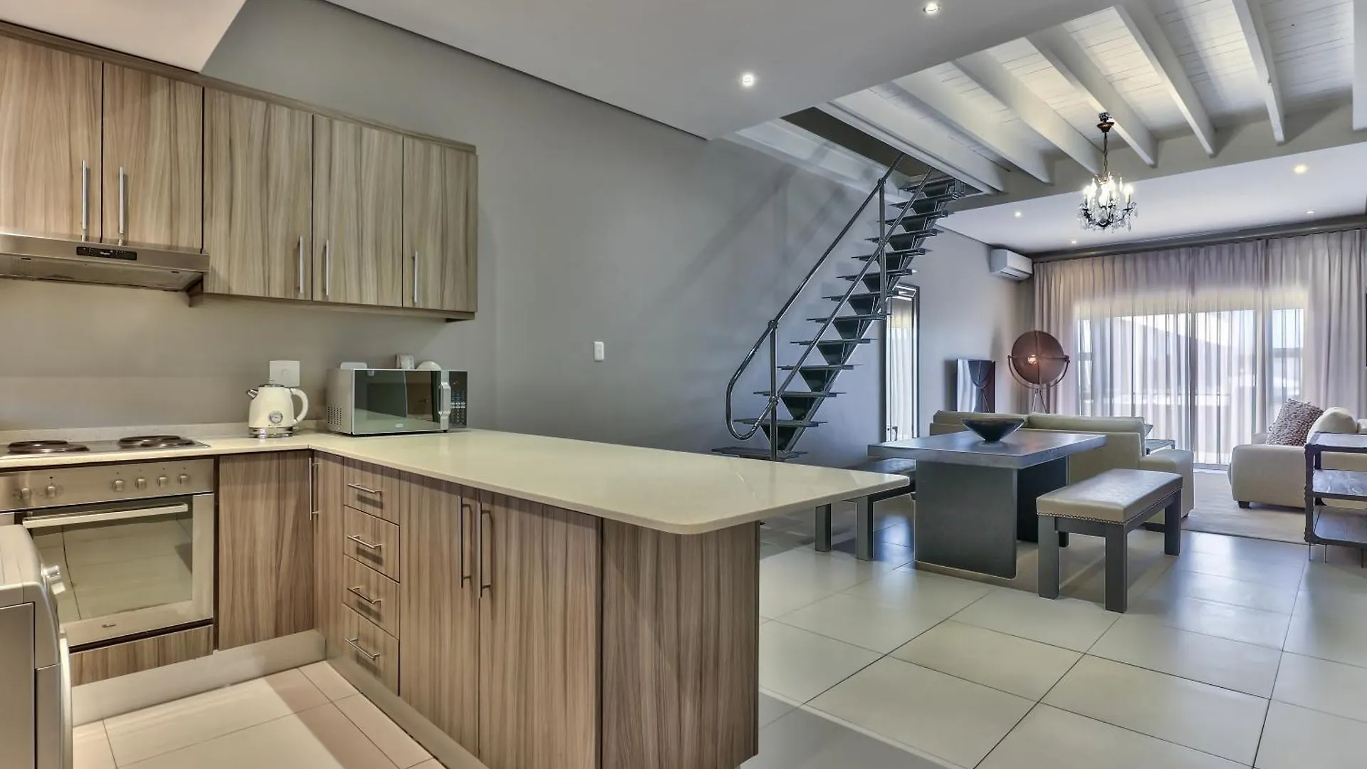 Heritage Square Apartments Durbanville 0*,