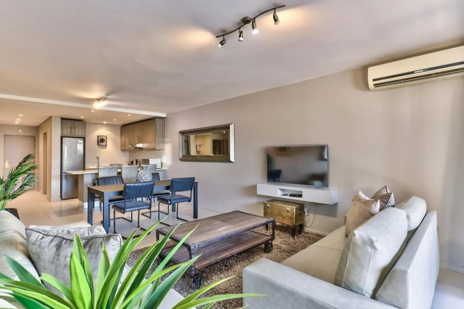 Heritage Square Apartments Durbanville