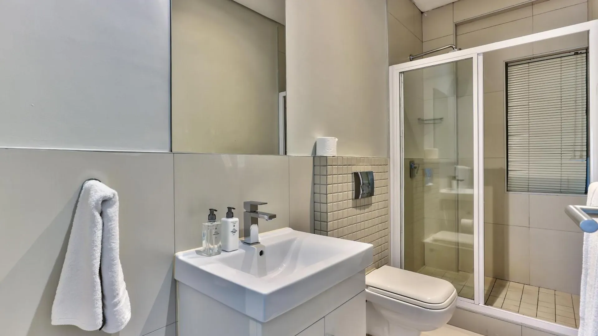 Heritage Square Apartments Durbanville