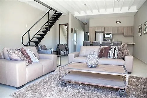 Heritage Square Apartments Durbanville